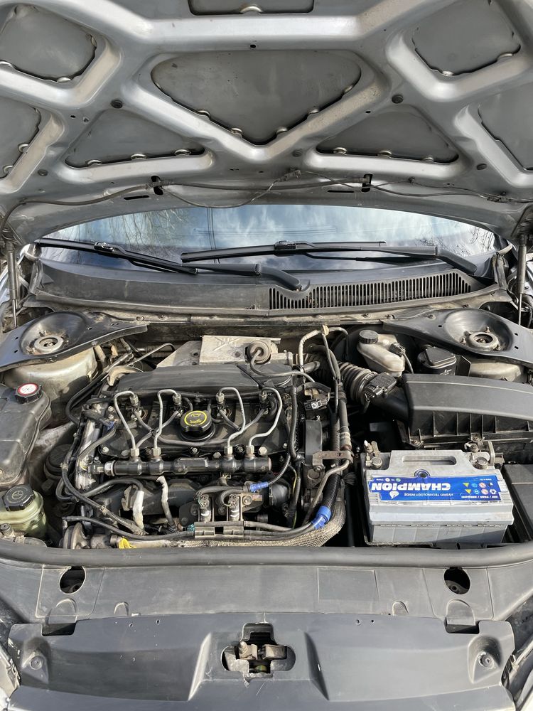 Ford mondeo 3 2.0 TDCI 2004