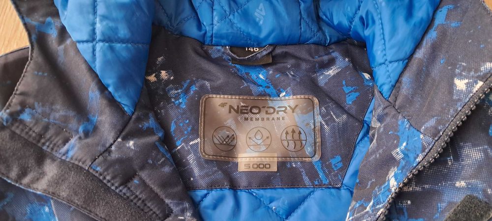 Kurtka zimowa narciarska 4F roz 146 neodry