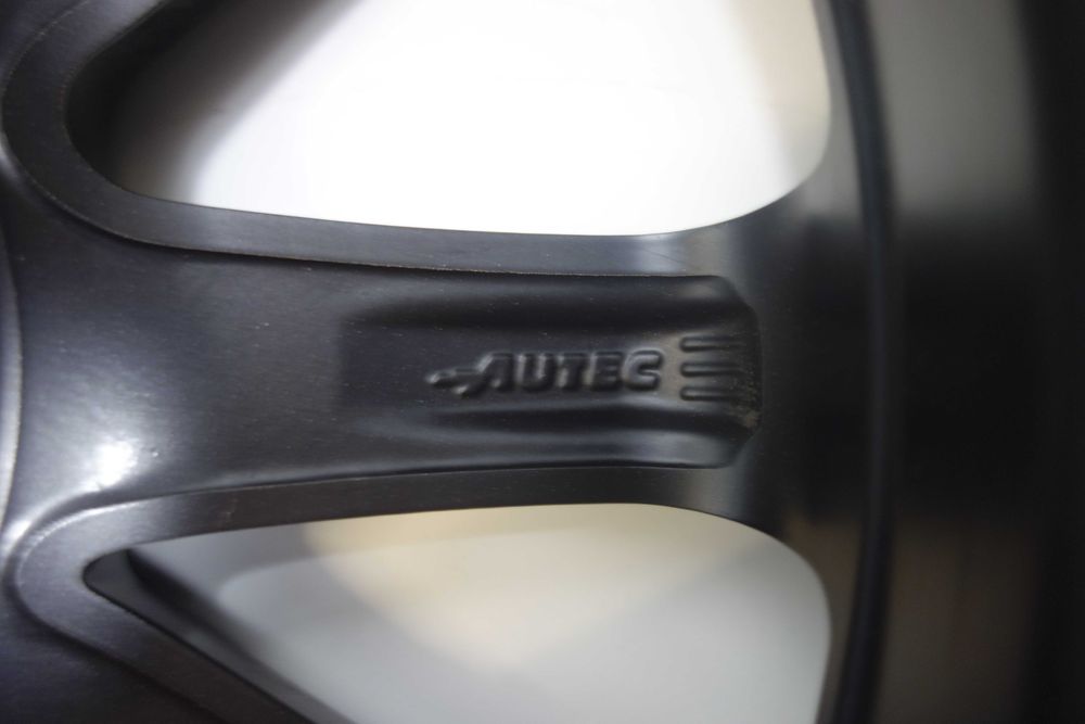 Alufelgi 16" 5x112 Audi A3 A6 Q2 Seat Skoda Volkswagen Czarne 882