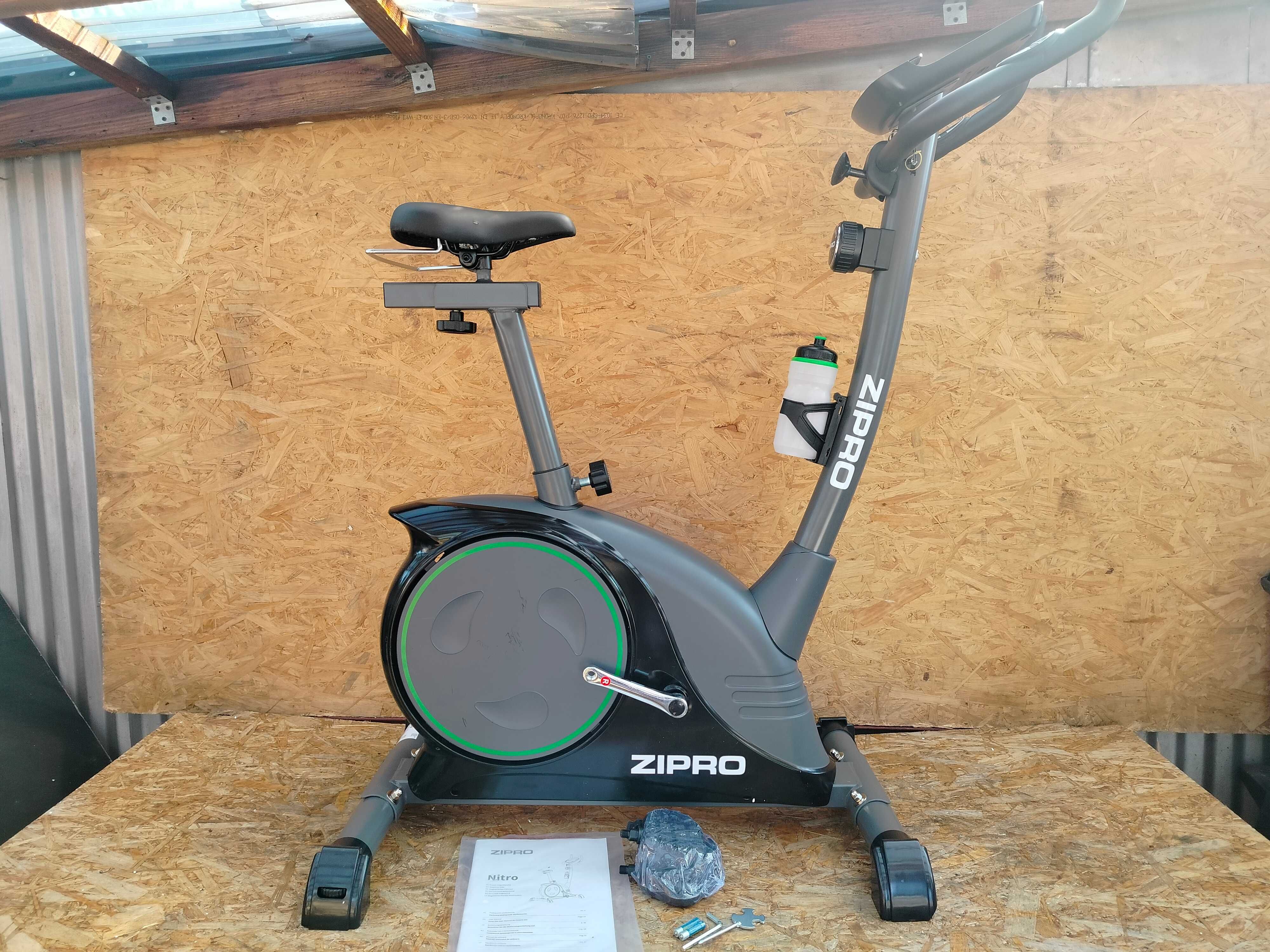 Rower treningowy magnetyczny pionowy Zipro Nitro