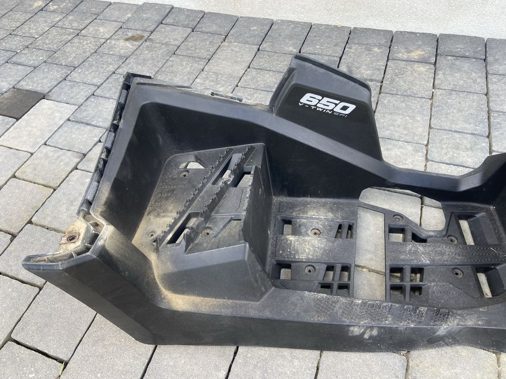 Stopień prawy can am outlander max 570 canam 650 xtp max canam 1000