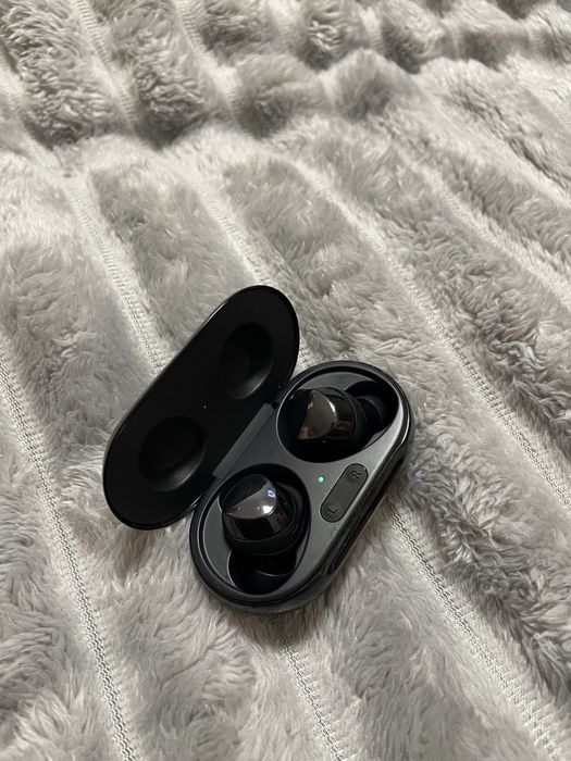 Наушники samsung galaxy buds
