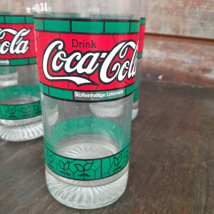 Kolekcionerskie szklanki coca coli 0,3 l