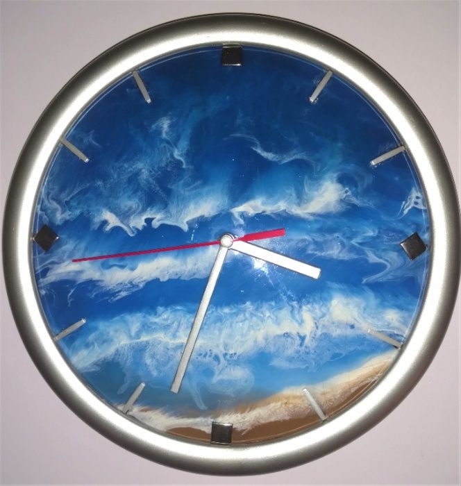 Часы настенные ручной работы (техника - Resin art)