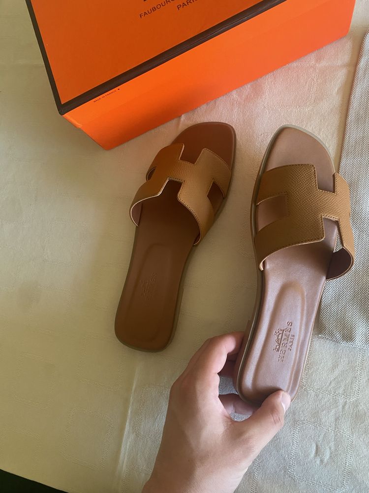 Hermes Sandalias