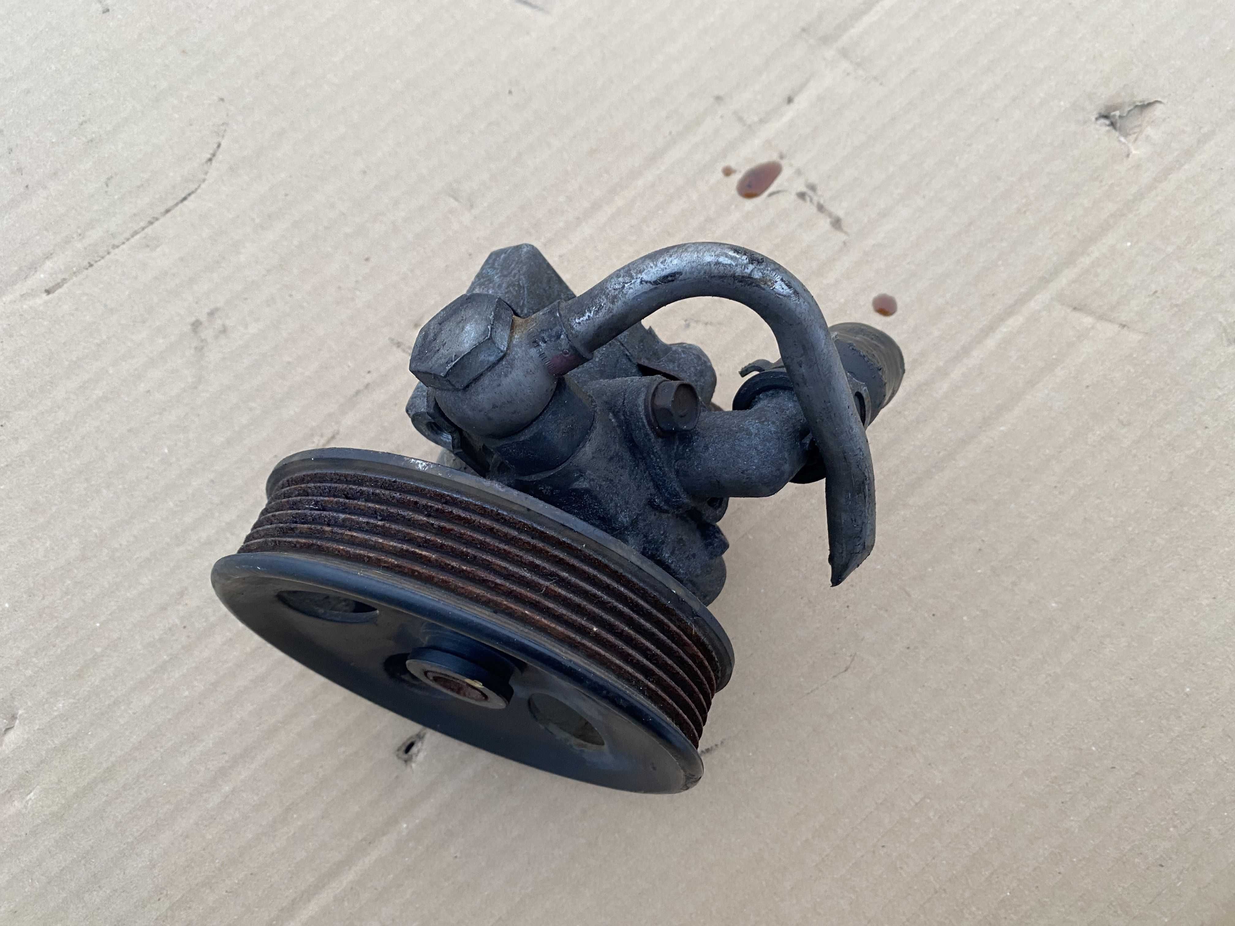 Pompa wspomagania Insignia 2.0 t  Turbo  133_09334