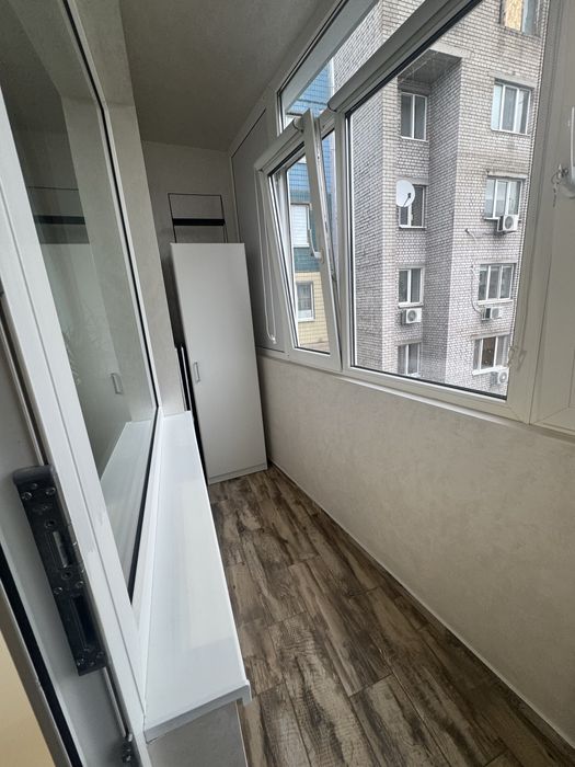 Продам 1 комнатную квартиру на Фрунзенском !Левый берег! Донецкое шосс