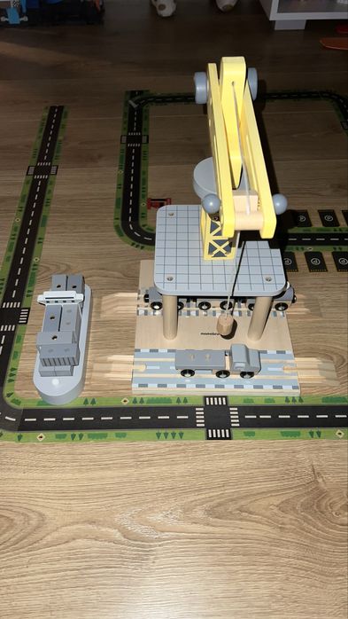 Mamabrum Ruchomy dźwig portowy z magnetyczną wciągarką i akcesoriami