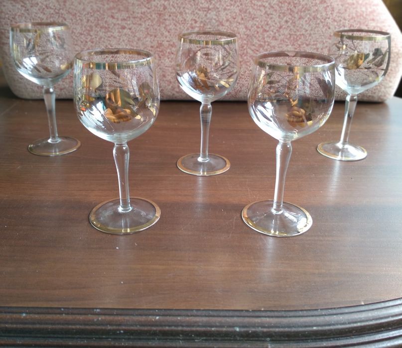 5 kieliszków do wina PRL