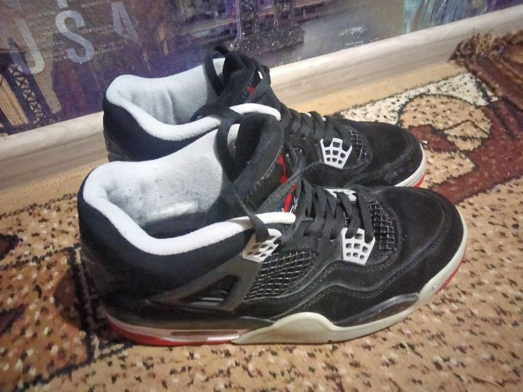 Кросівки Nike air jordan retro4 для підліткаа