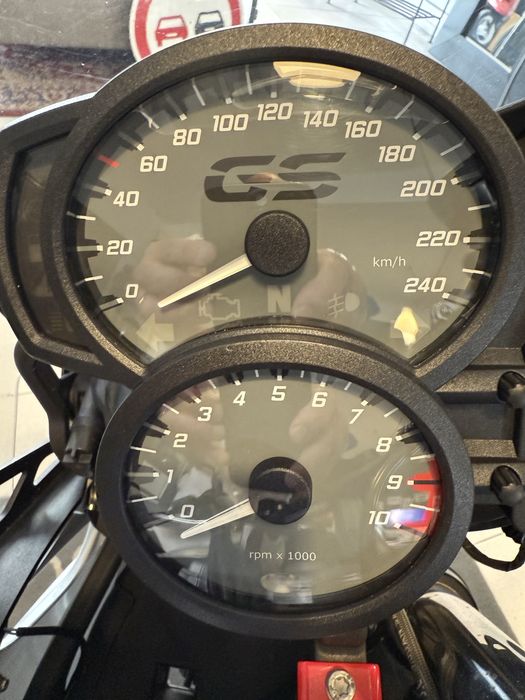 BMW F700GS como nova