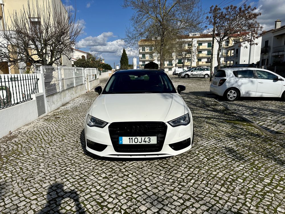 Audi A3 2.0 S line S Tronic black and white