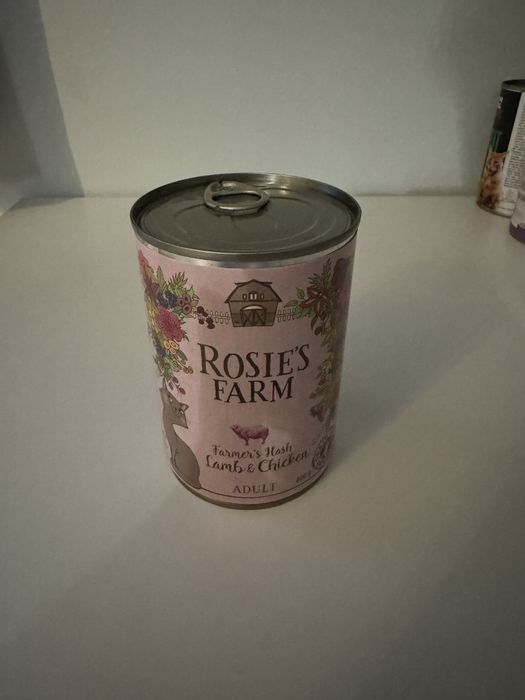 Karma dla kota Rosie’s Farm