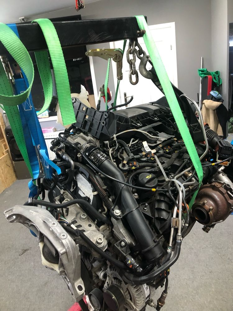 silnik kompletny z osprzetem 45000km YH01 131koni 2020