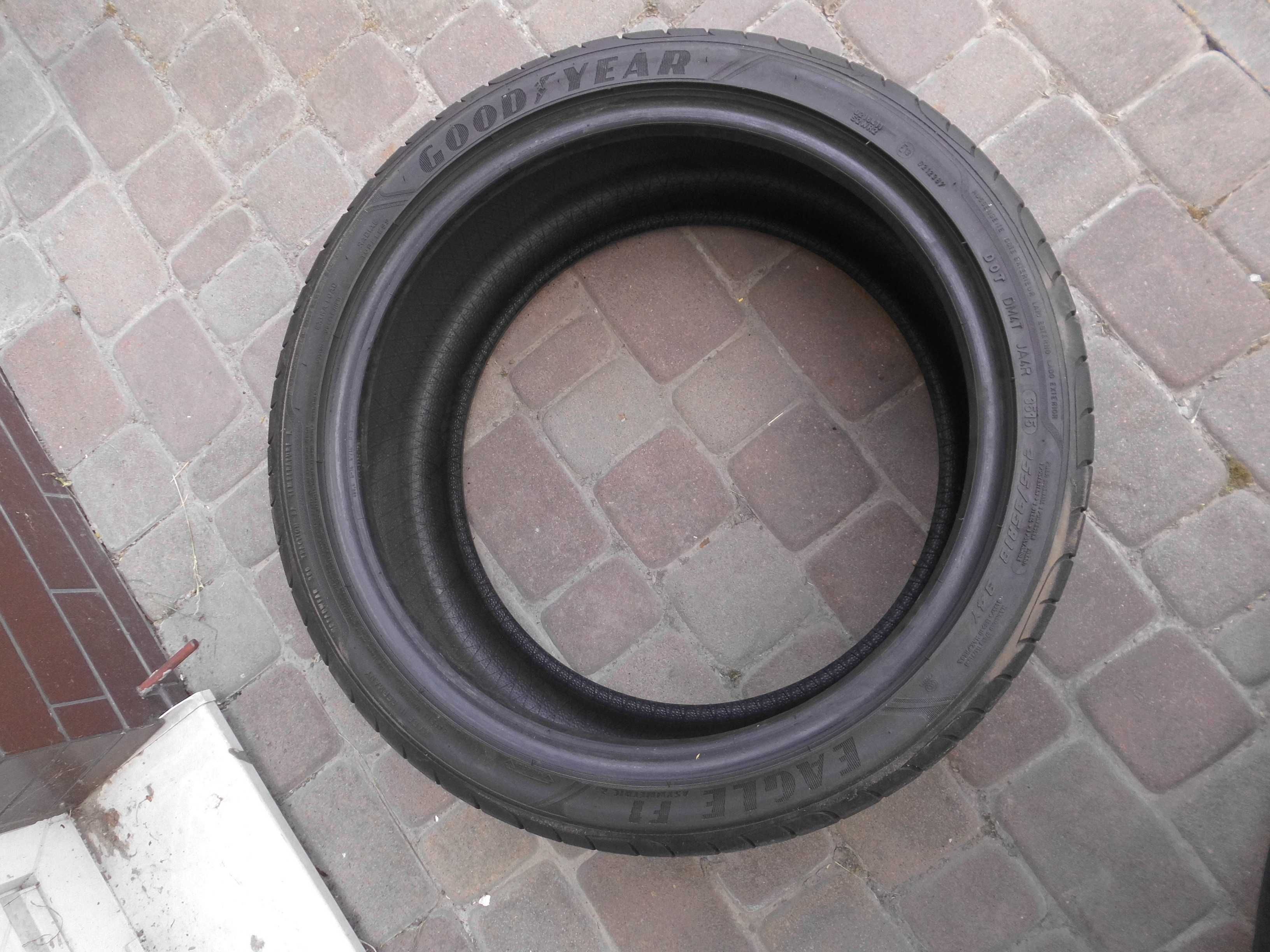 255/35 R18 GoodYear Летние почти новые