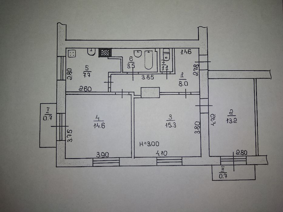 Продается квартира, (3 комн., сталинка, центр, от собственника)