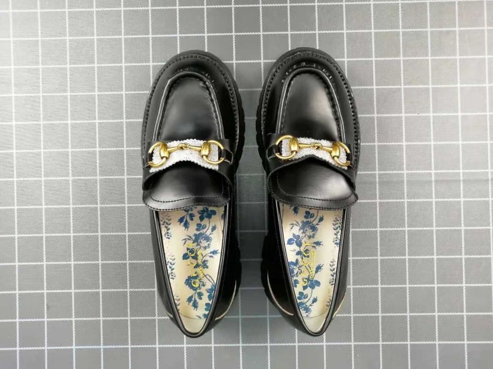 Buty Na Podwyższeniu Eleganckie Gucci GG