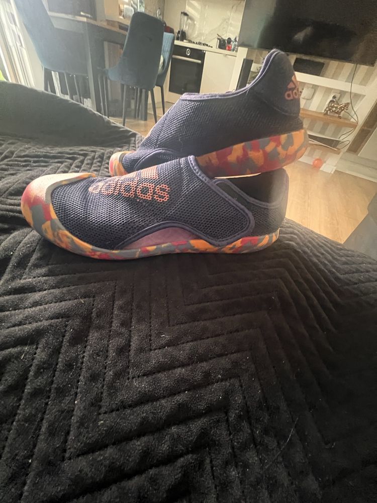 Adidas buty ,Sandały wodne ,antyposlizgowe,na codzien