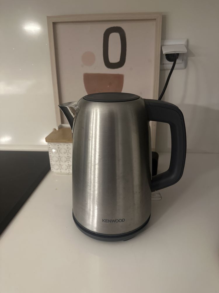 Chaleira kenwood 1.7 lt