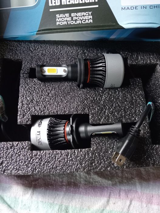 2 conjuntos lâmpadas h7 pra carros