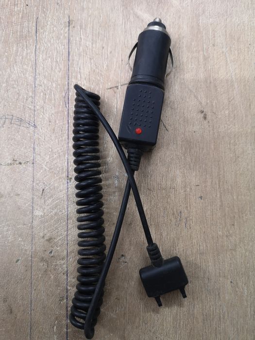 Sony Ericsson ładowarka samochodowa