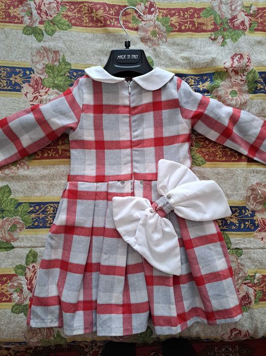 Плаття на дівчинку 4-5р