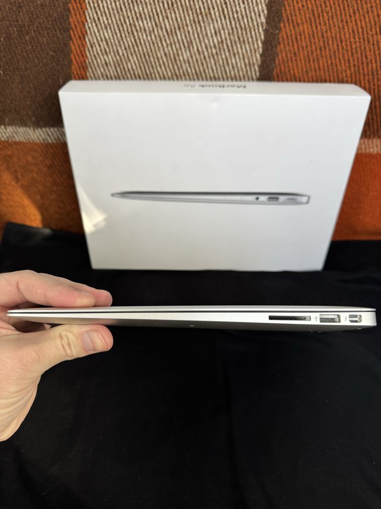 MacBook Air 13” 2014  i5/4/128gb