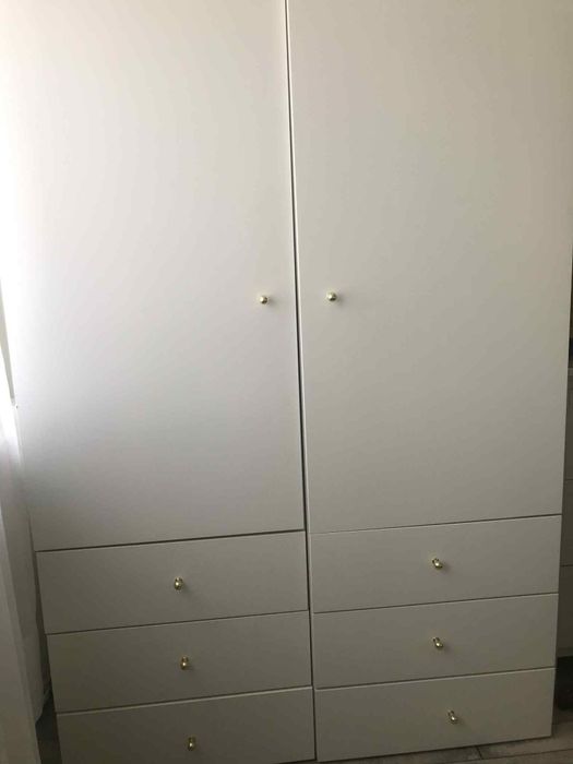 Szafa IKEA podświetlana w środku