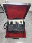 Acordeao Eletronico Roland FR 1X BK