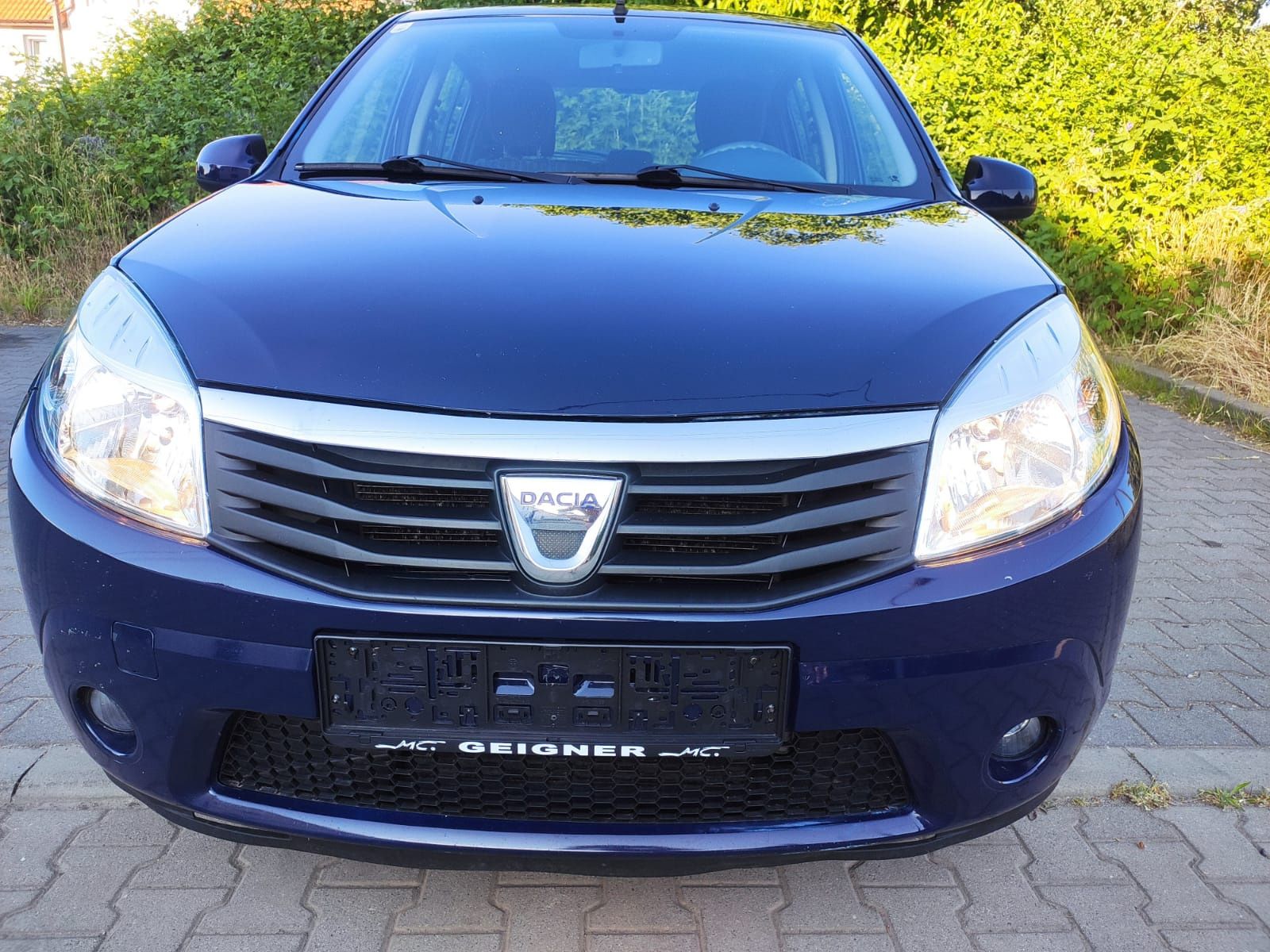Dacia Sandero z klimatyzacją sterowaniem mediami z kierownicy ,zadbana