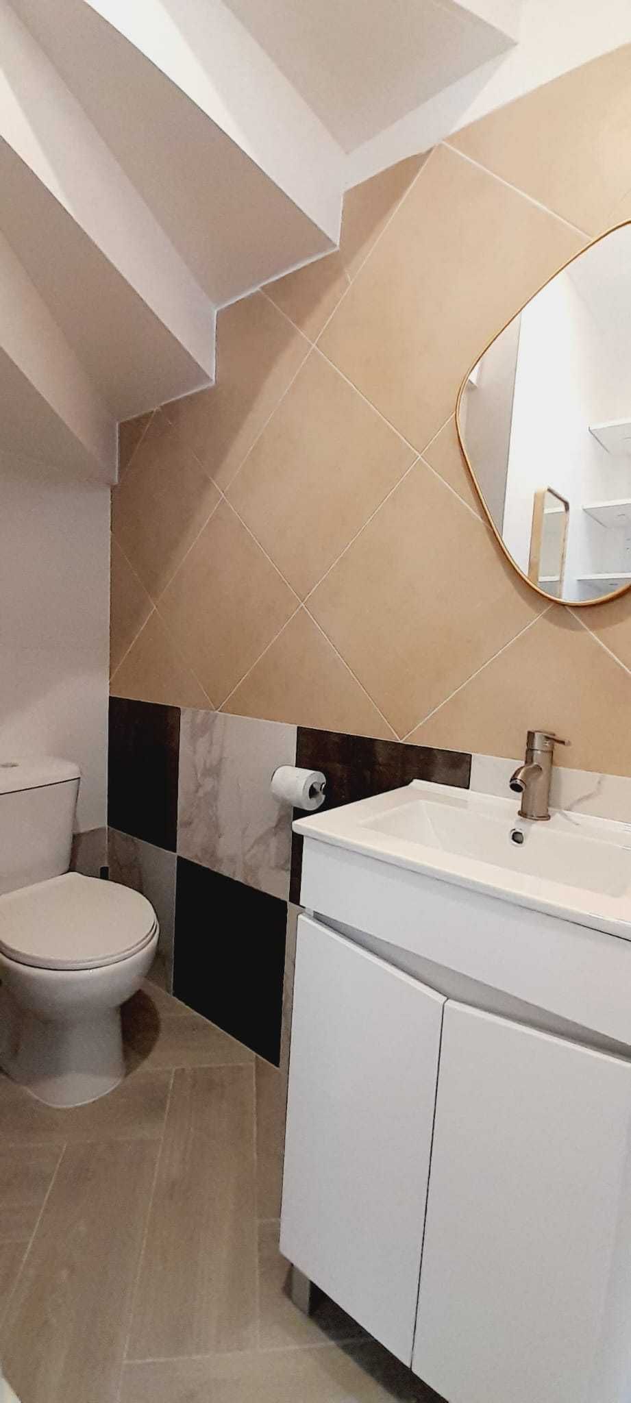 Vende-se moradia V2 em Sesimbra Corredoura