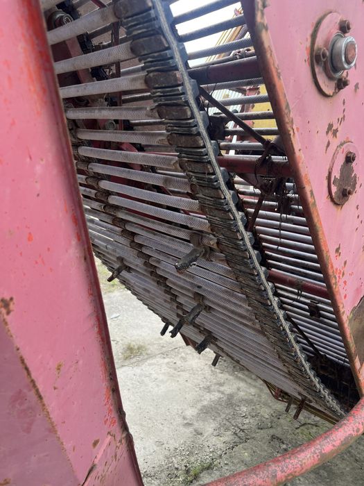 Продам картопле комбайн Гріме