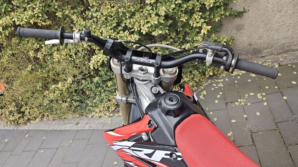 Honda CRF 250 R  cross