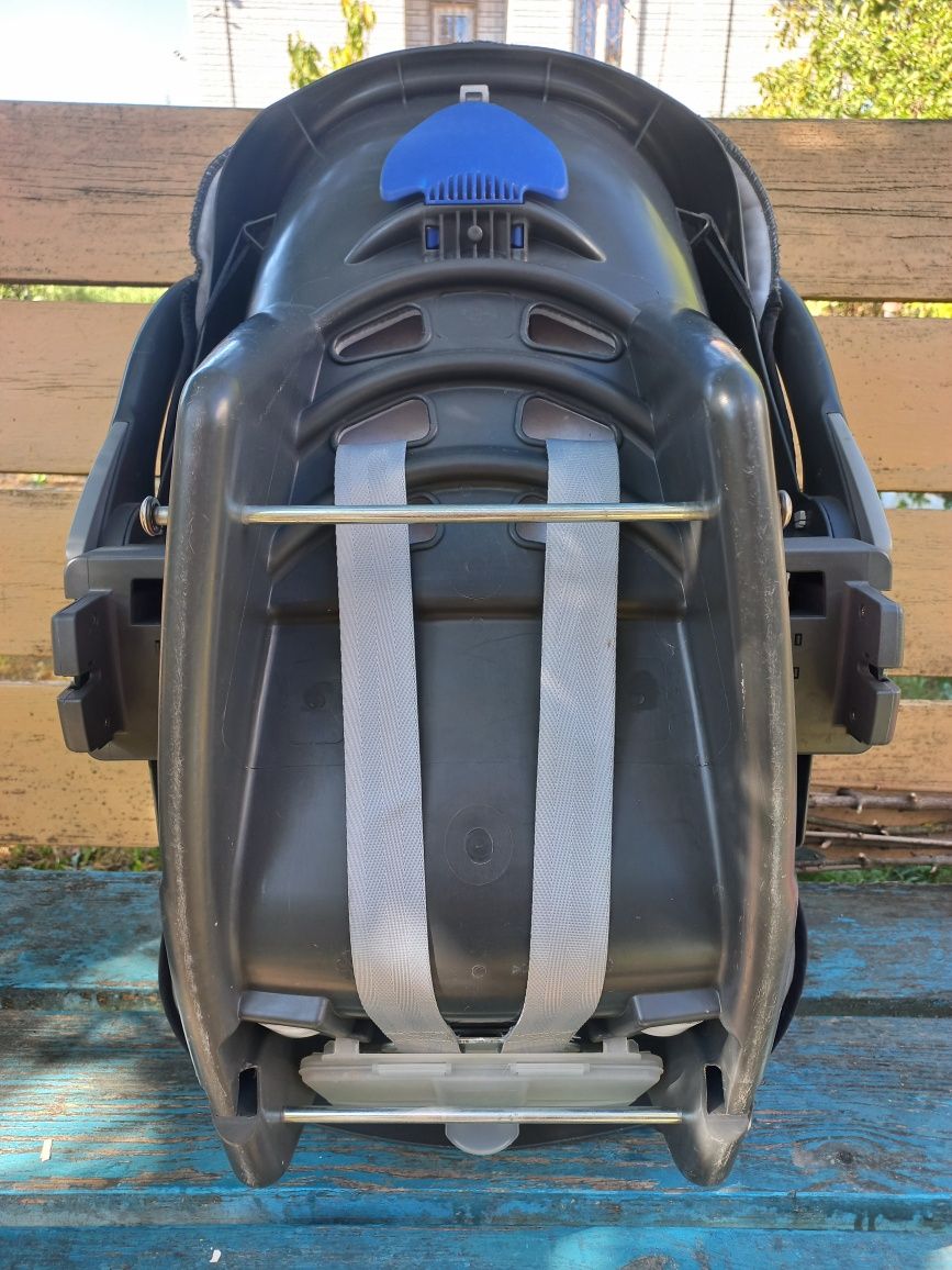 Дитяче автокрісло Britax Romer для немовлят 0 – 13 місяців