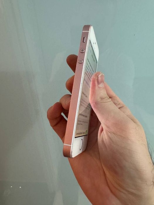 Iphone se 64gb rose neverlock