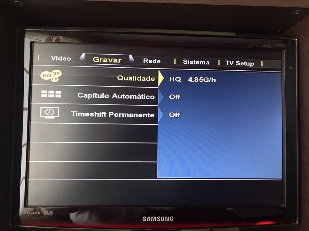 Media center com comando