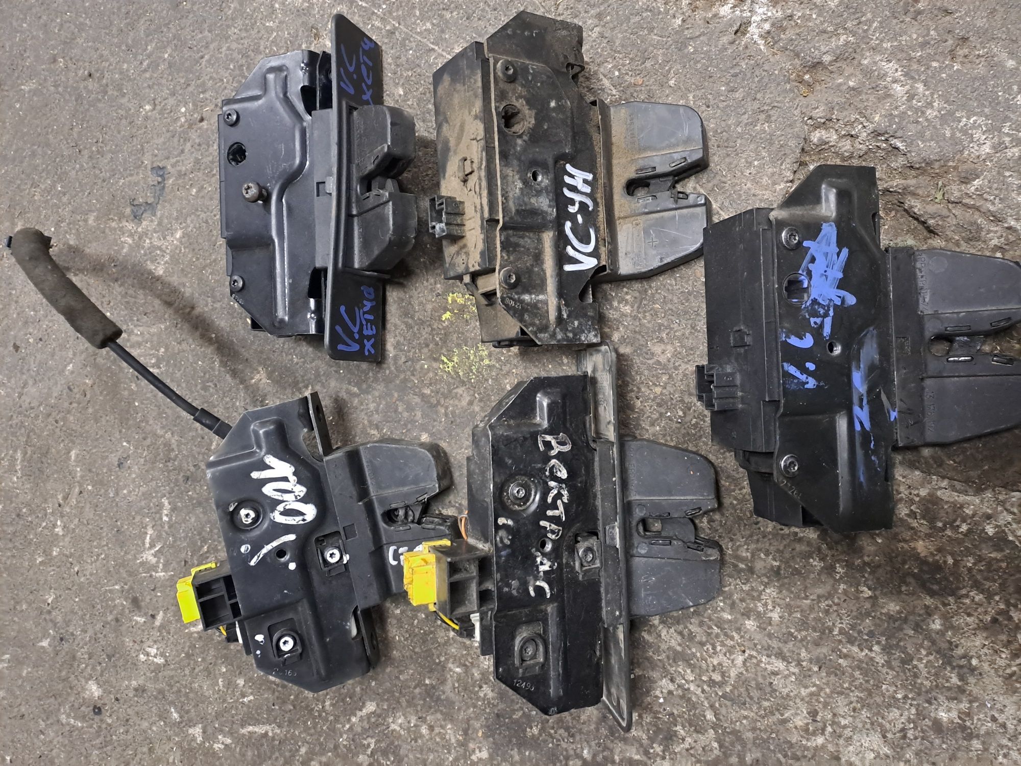 замок кришки багажника Opel Vectra Signum Astra Zafira Insignia