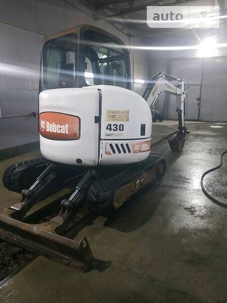 Продам мини экскаватор Bobcat 430, масса 3,6 тонн