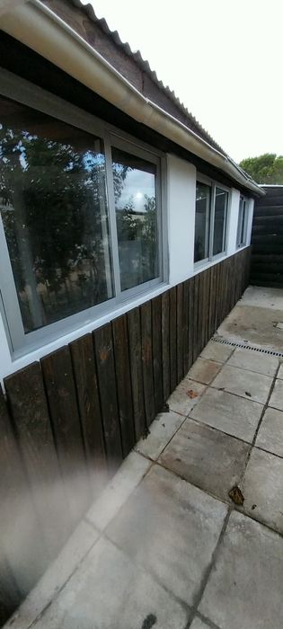 Arrendo casa térrea modesta pequena