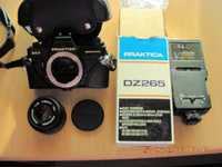 Máquina fotográfica analógica reflex Praktica BCA com acessórios