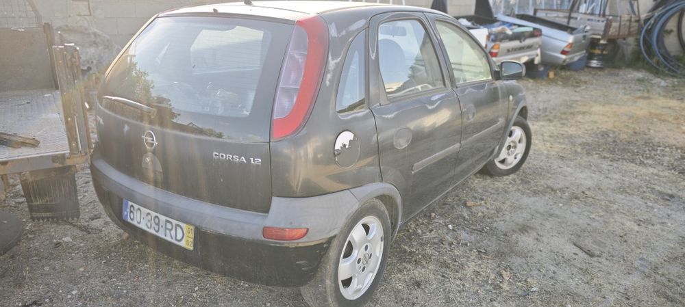 Opel corsa c 1.2 para peças ou reparação