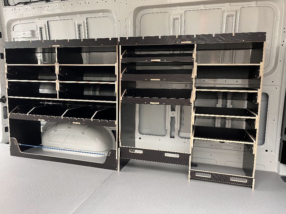 Автомобільний стелаж.