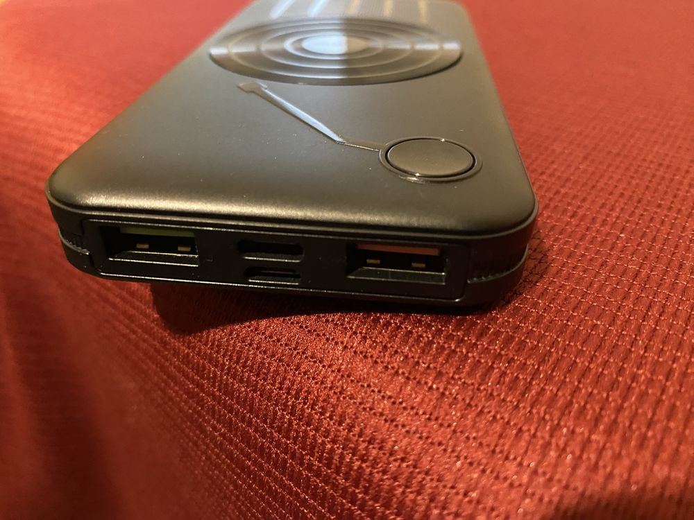 Продам павербанк Borofone 10000 mah.