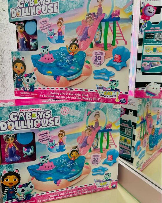 Габбі  та МерКет ігровий набір / Gabby’s Dollhouse – Purr-ific Pool
