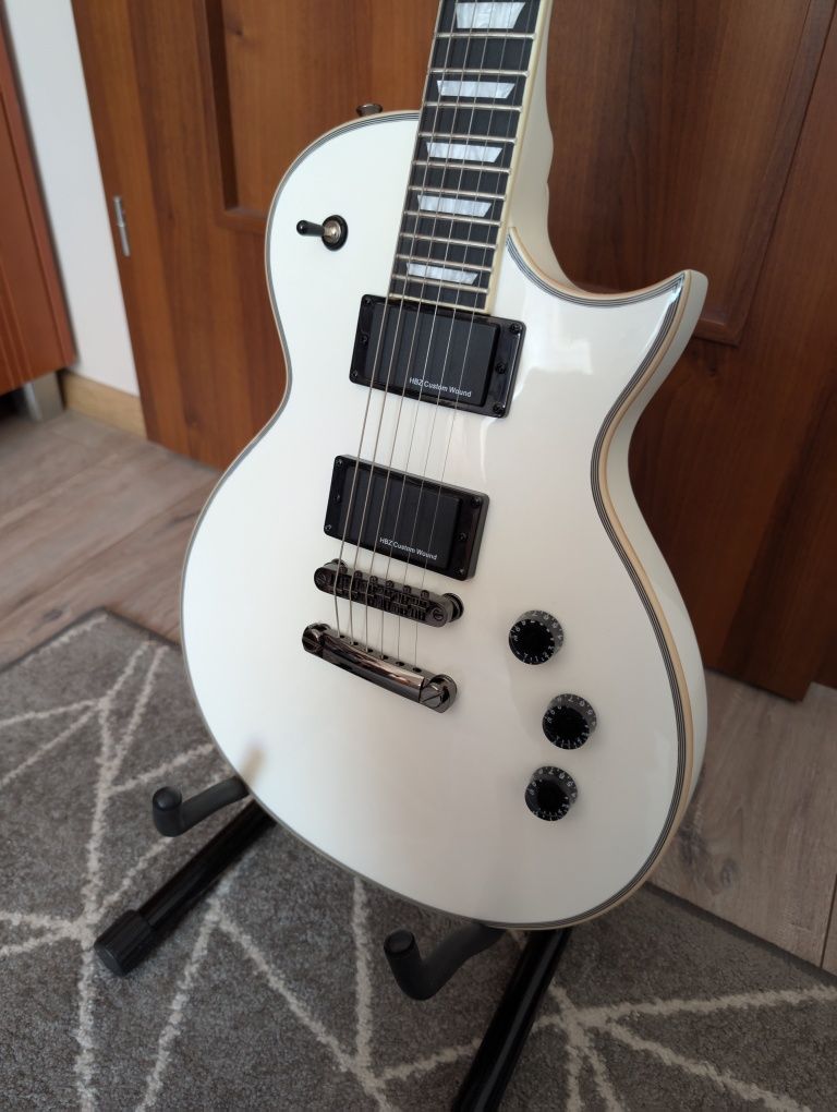 Gitara elektryczna w stylu Les Paul SC-1000 WH

Gitara elektryczna w s