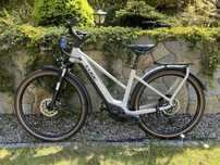 Rower elektryczny Cube Touring Hybrid Pro haibike trek scott