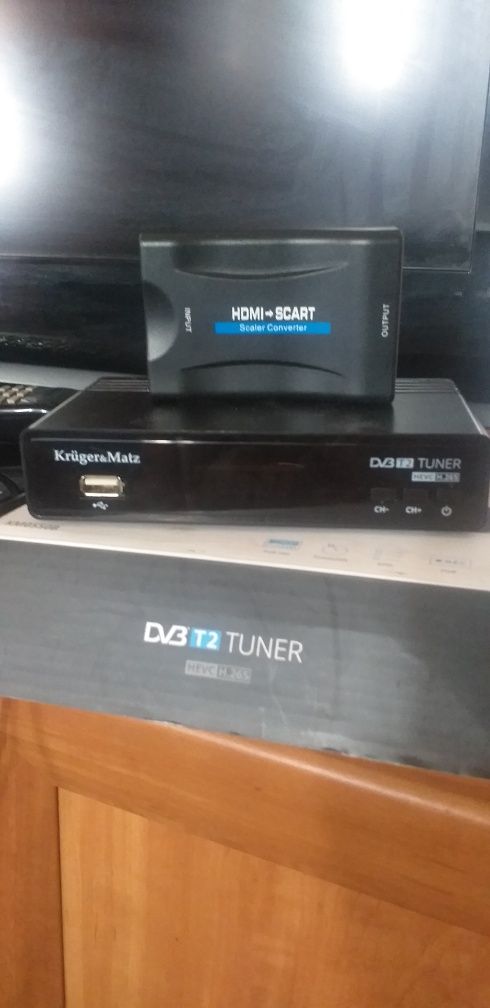 Telewizor Samsung i dekoder DVET2 bez pilota