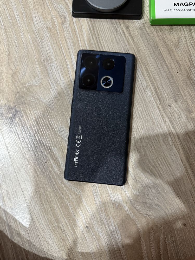 Infinix note 40 pro Gwarancja zakupiony 15.01.2025