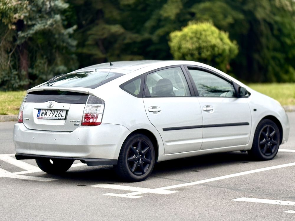 Toyota Prius hybryda 1.5 2005 r