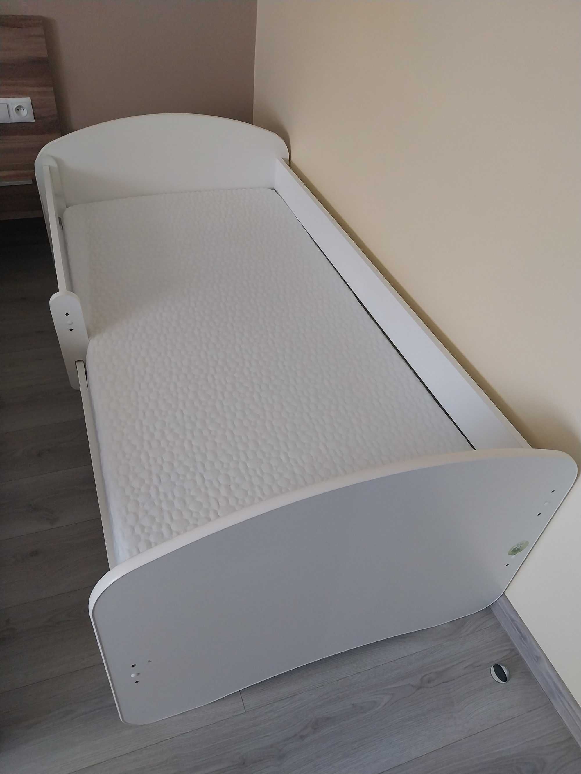 Łóżko dziecięce 80x160 z szufladą, z materacem